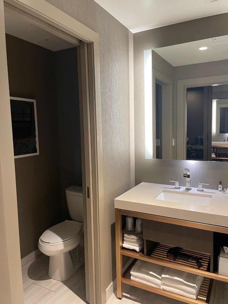 Hyatt JFK Bathroom